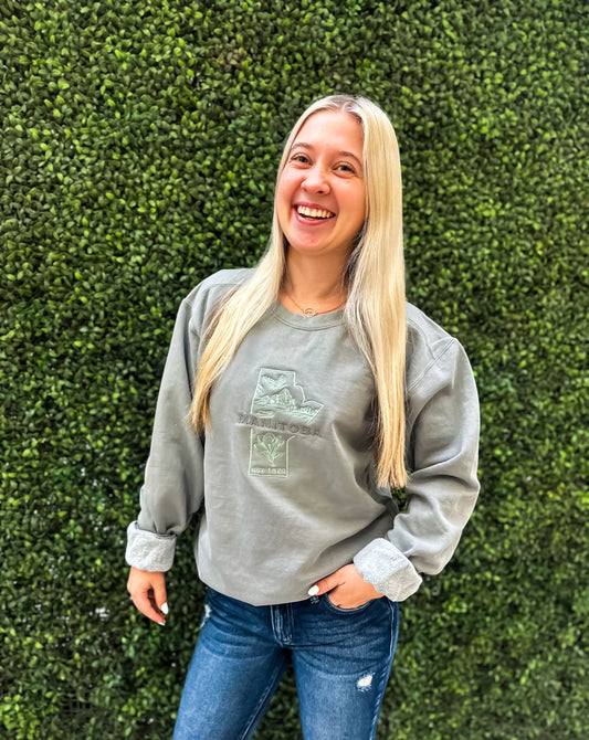 Manitoba Embroidered Crewneck | Canadian Province Sweater Crewnecks Grey Grey_Manitoba_Embroidered_Crewneck
